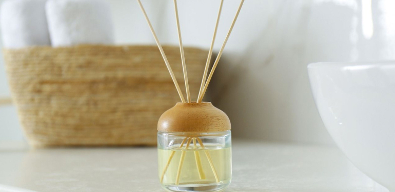 Oda kokusunun içine konan VOC nedir? Solunduğunda beyin ve ciğerleri mahvediyor