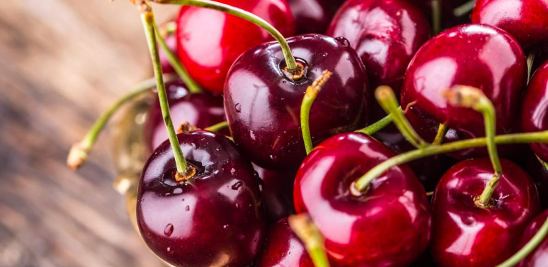 Yok artık kirazın kilosu 400 lira! Geçen yılın 5 katı fiyatla piyasaya çıktı